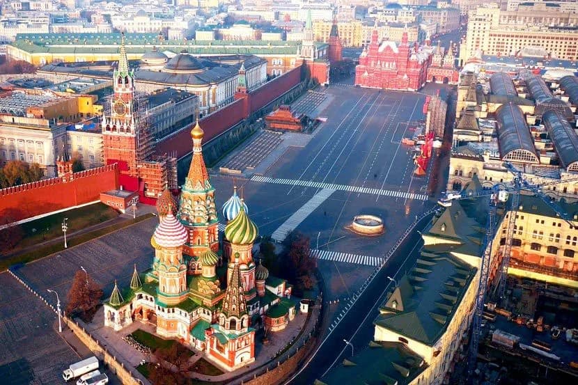 Красная площадь за полчаса: взгляд на историю и современность