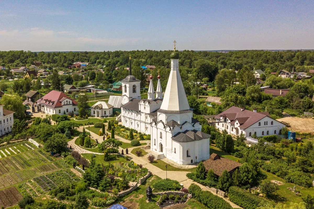 «Пояс Богородицы»: Спас-на-Угре, Боровск и Малоярославец
