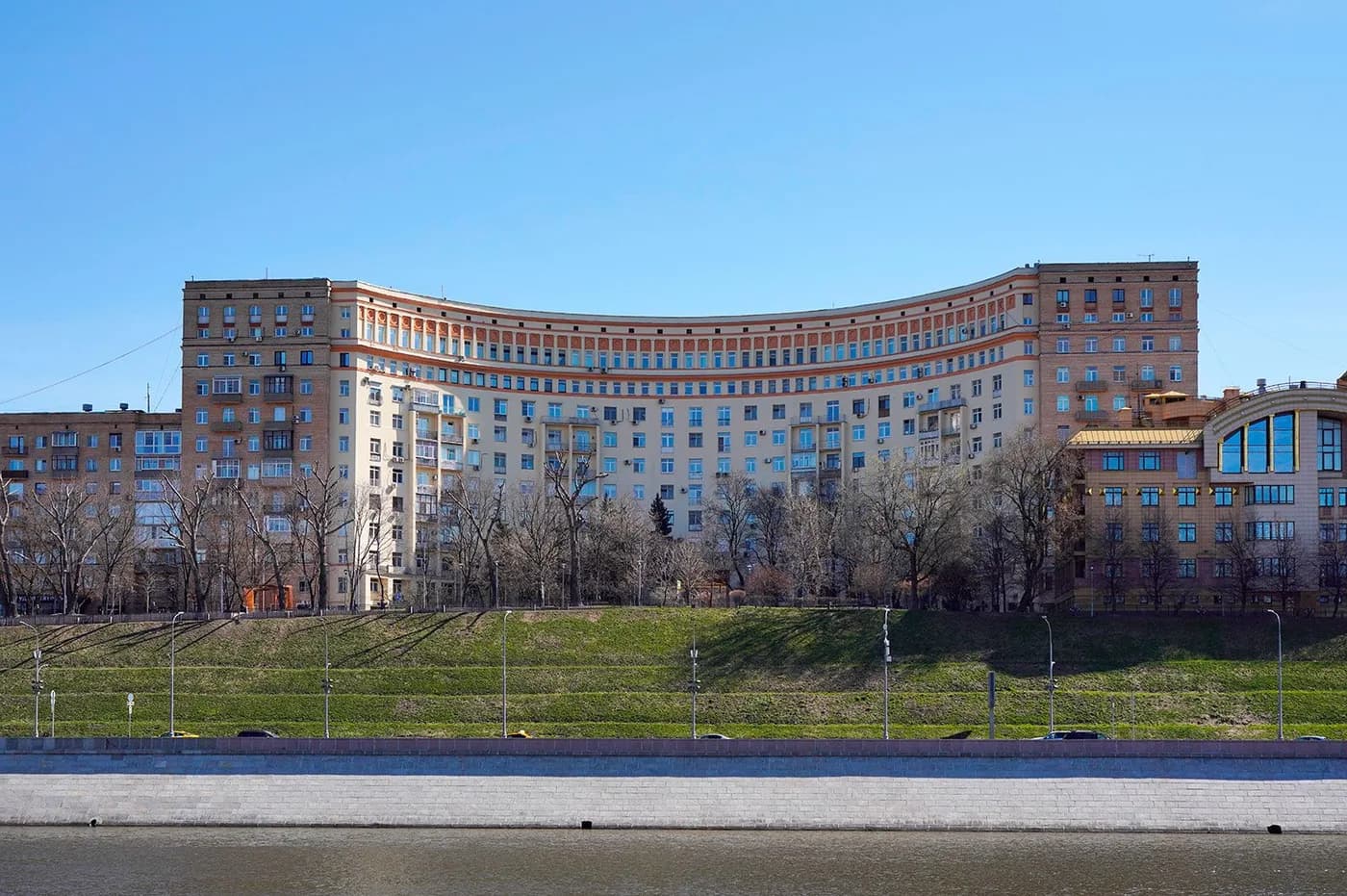 Прогулка по Смоленскому тракту: от метро «Смоленская» до «Европейского»
