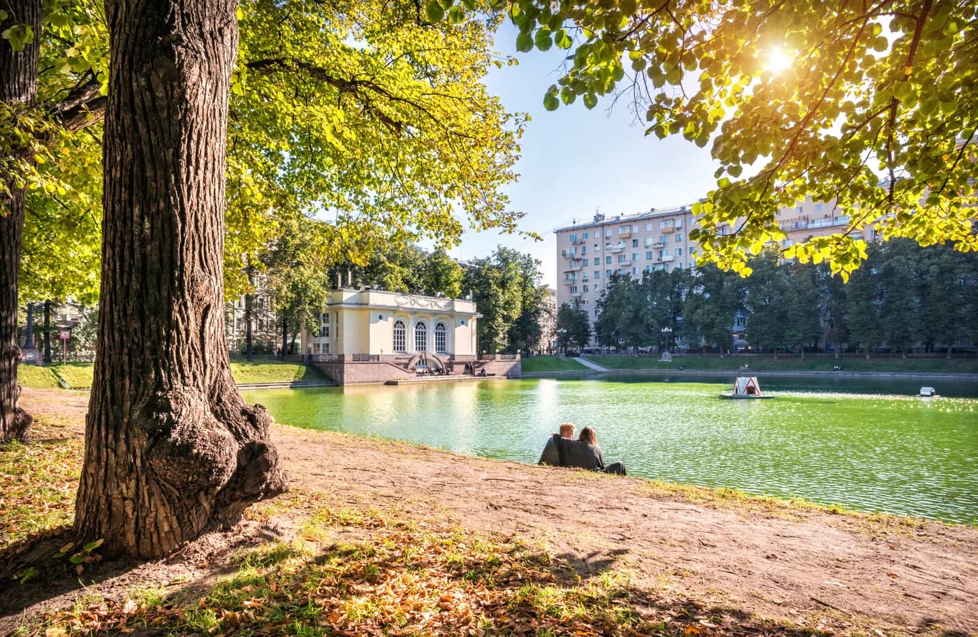 Патриаршие пруды в Москве