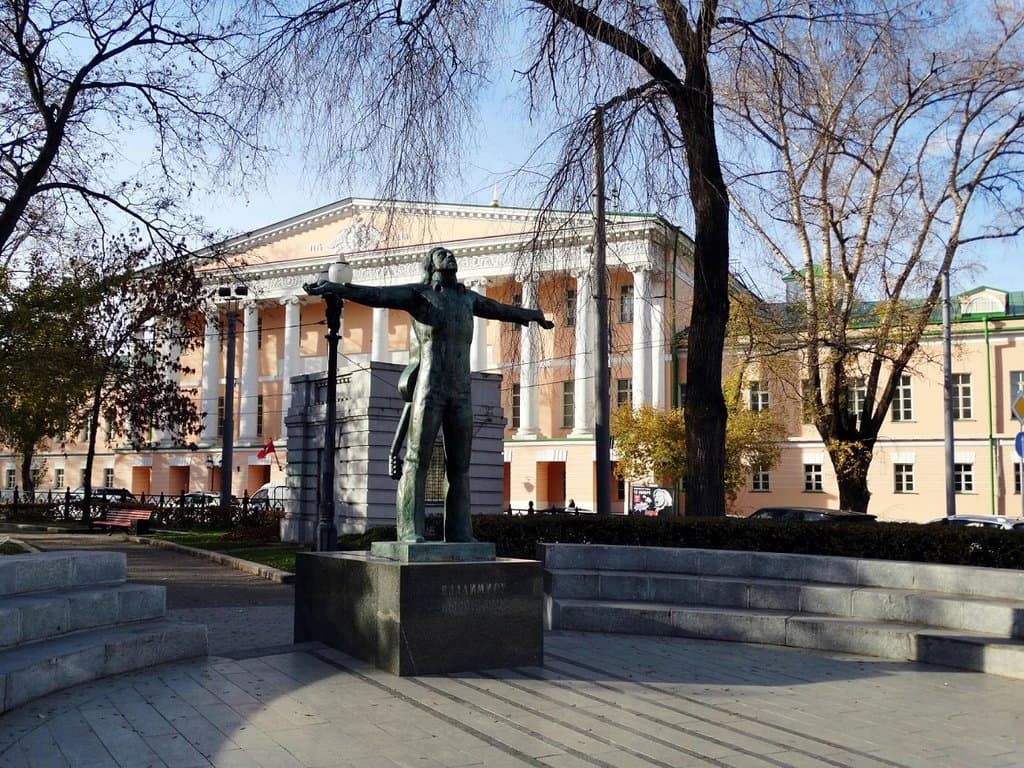 Страстной бульвар — прогулка по бульварному кольцу, кадр 4