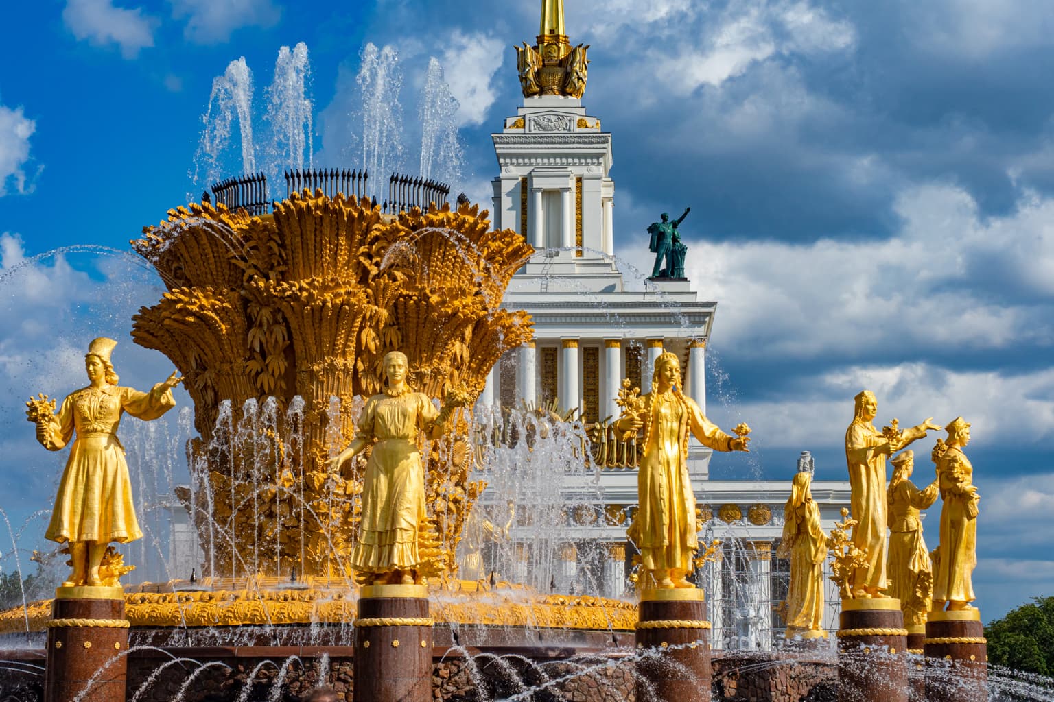 ВДНХ: триумф и архитектура большого города, кадр 3