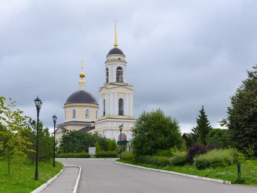 Гремячий ключ живой воды: Радонеж – Троице-Сергиева Лавра, кадр 3