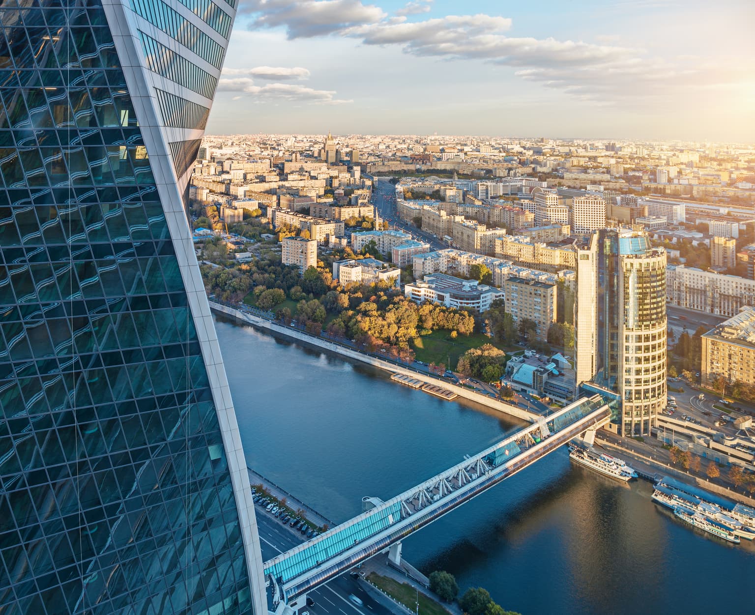 Москва-Сити: прогулка по деловому центру, кадр 4