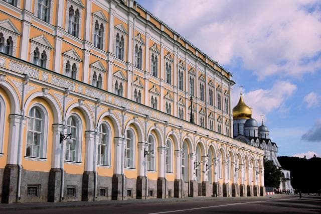 Главные места Москвы — прогулка и автобусная экскурсия, кадр 5