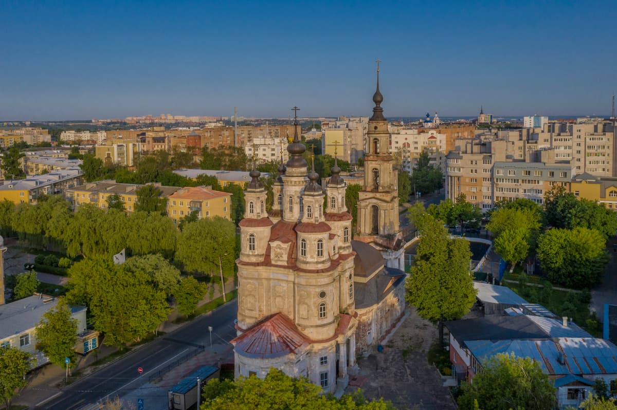 Калуга — синеокая красавица с визитом в усадьбу Гончаровых