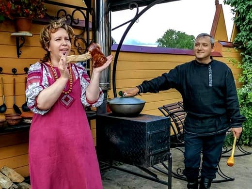 «Угощают земли переславские да петровские»: Переславль-Залесский, кадр 2