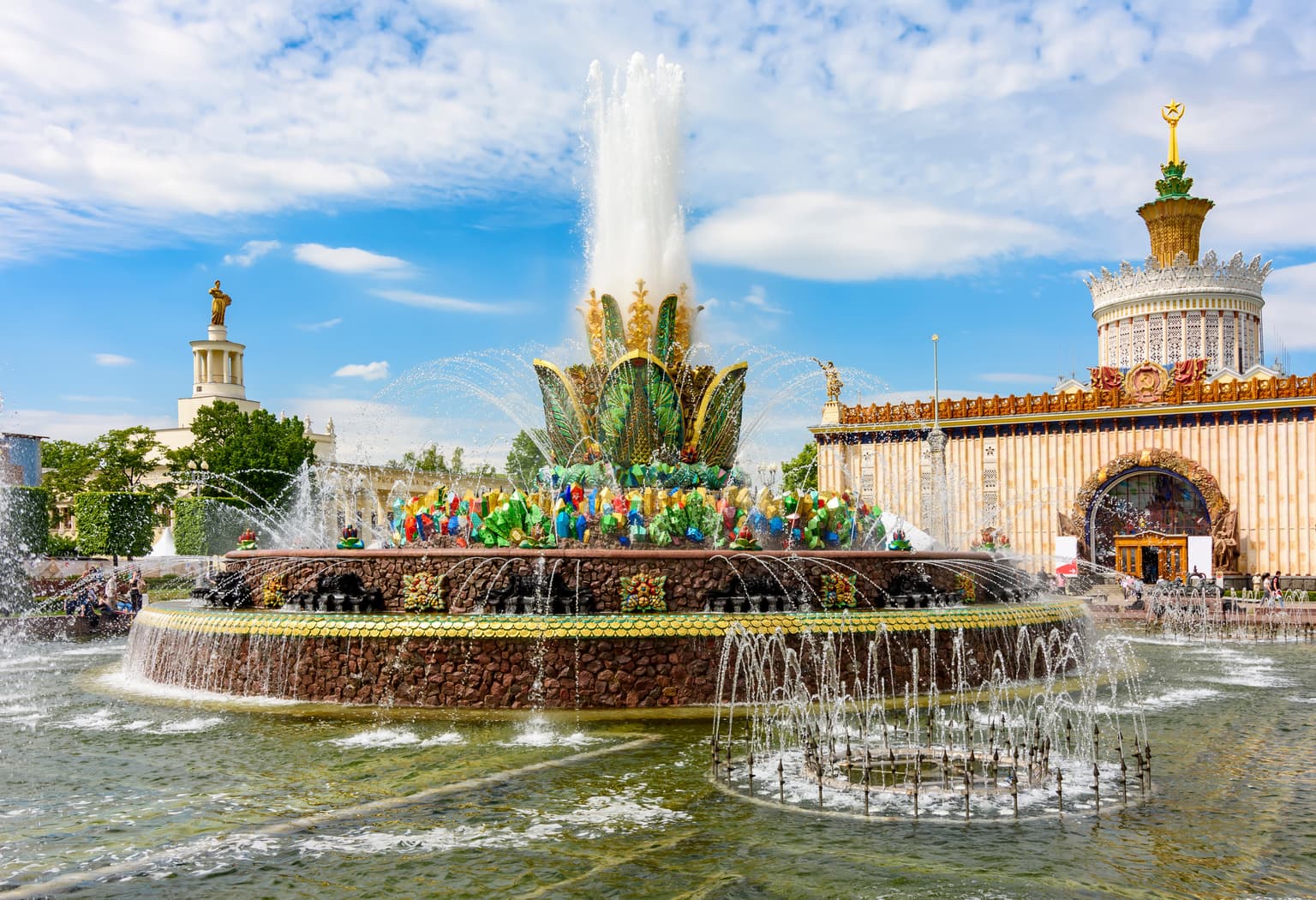 ВДНХ: триумф и архитектура большого города, кадр 2