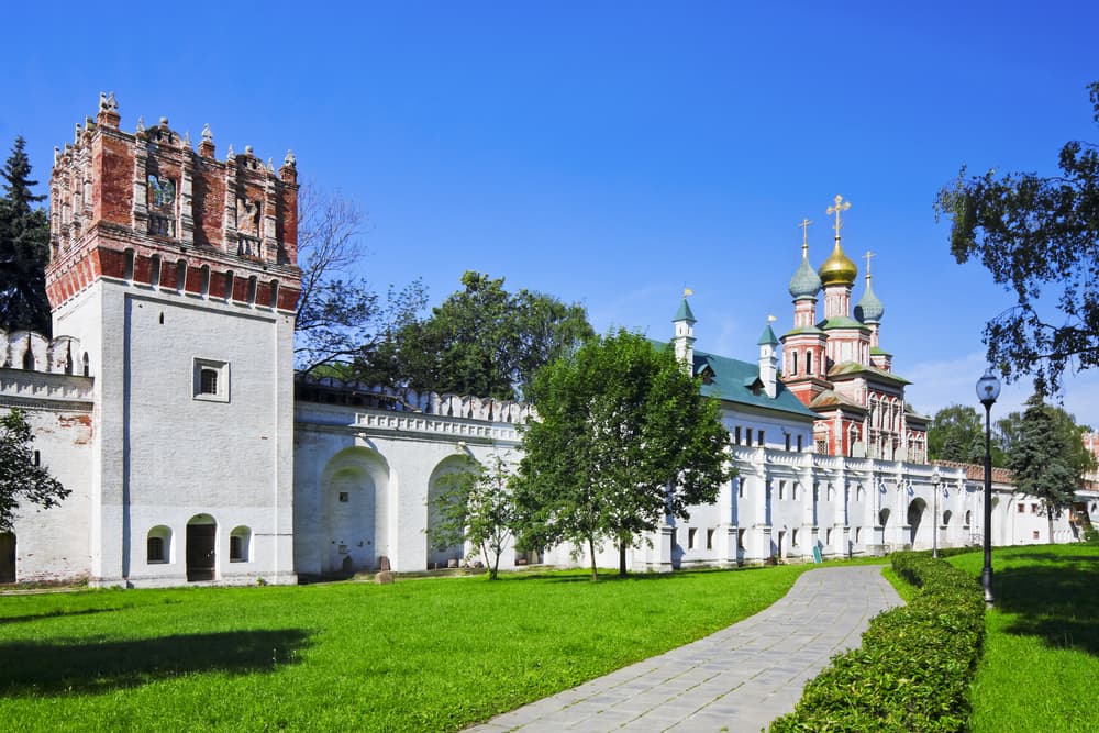 Прогулка по Новодевичьему монастырю с посещением музея, кадр 2