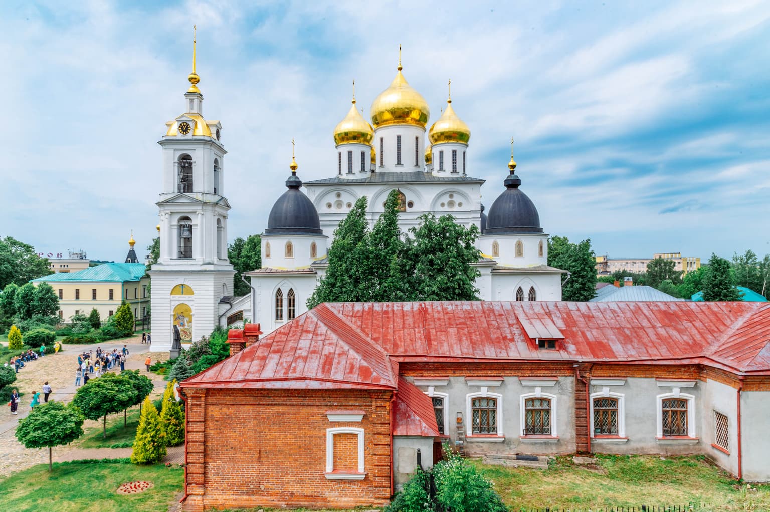 Автобусная прогулка в Дмитров и усадьбу Марфино, кадр 4