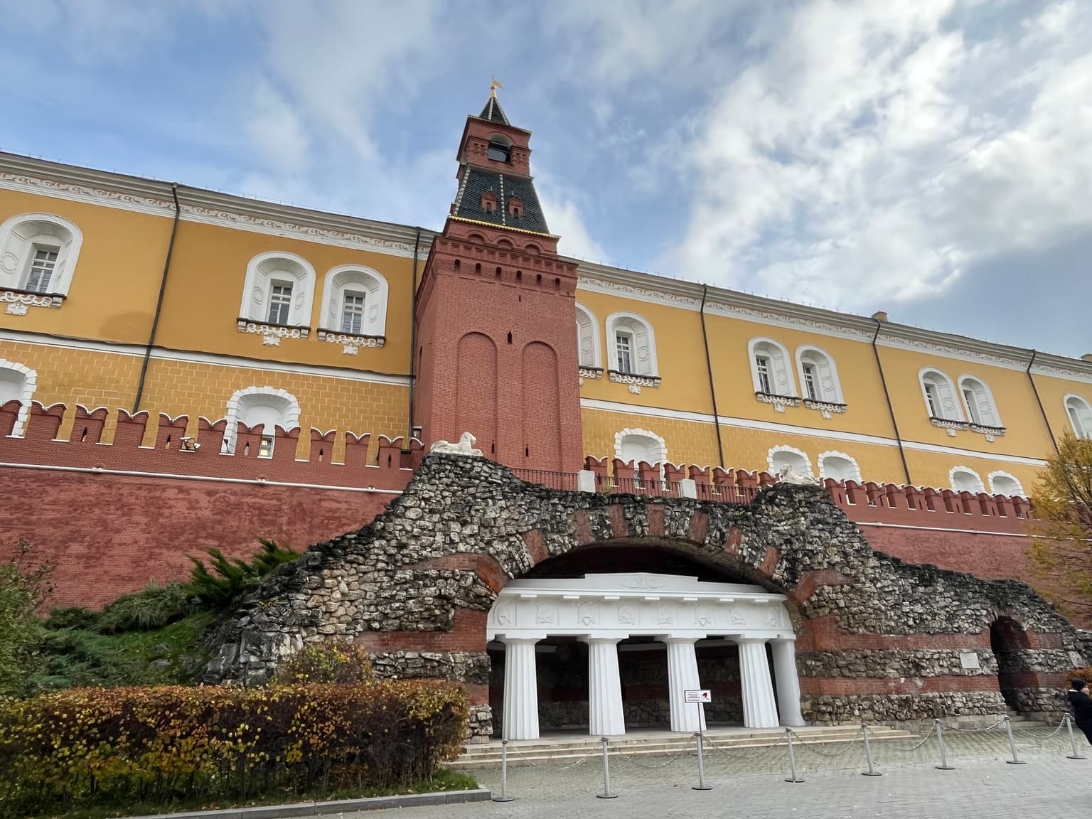 Битва льва и единорога: квест по Красной площади, кадр 2