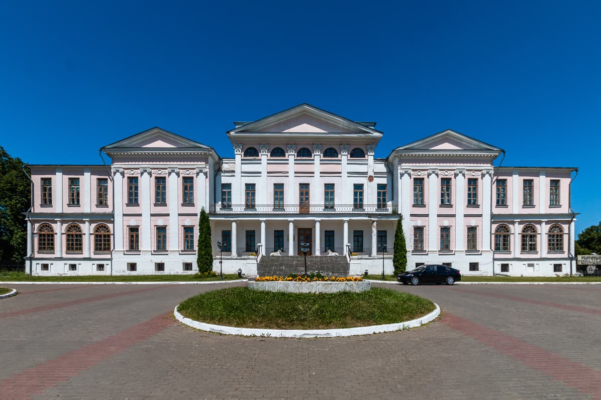 Иван Купала на Подолье: храм в Дубровицах и усадьба Ивановское, кадр 4