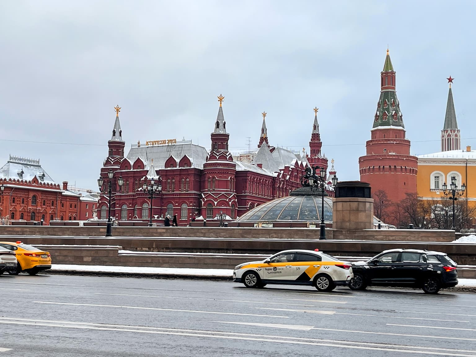 Прогулка вокруг Кремля: от средневековья до наших дней, кадр 3