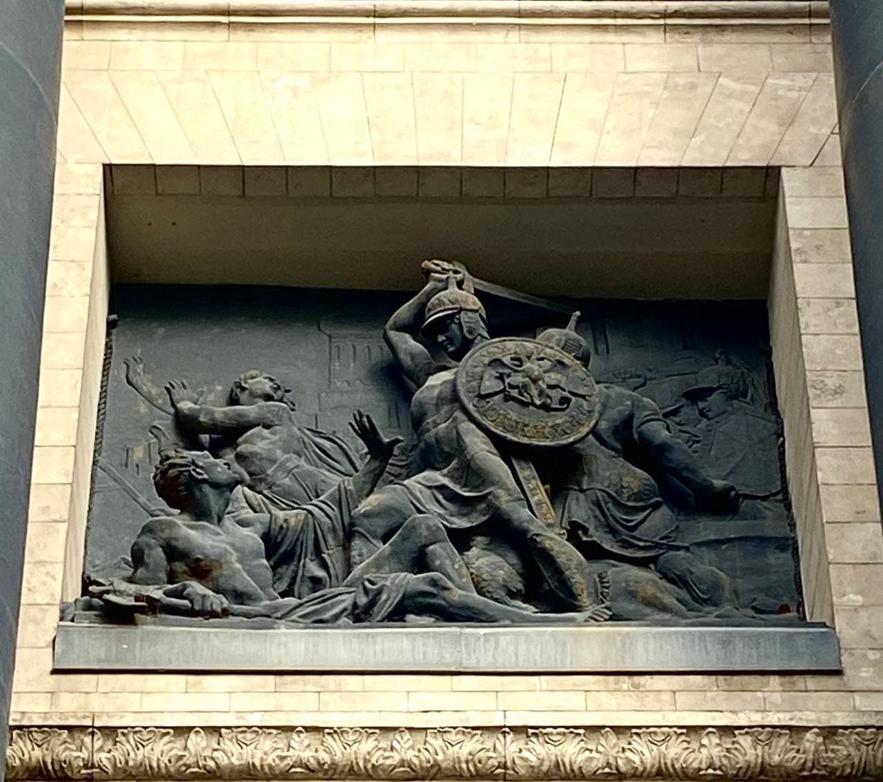 Поклонная гора и память о войне 1812 года в Москве, кадр 2