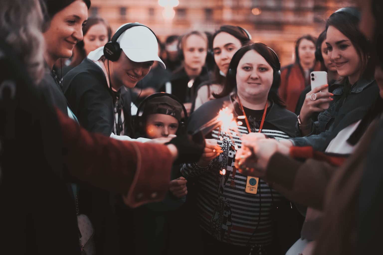 Истории «Театральной» Москвы с Фонарщиком Фаролеро