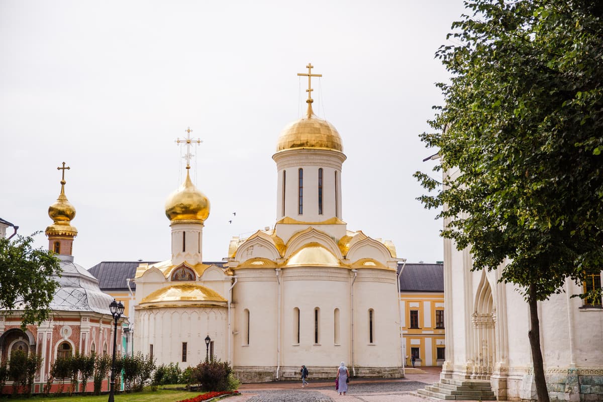 Предания преподобных: Гремячий ключ и святыни Руси, кадр 8
