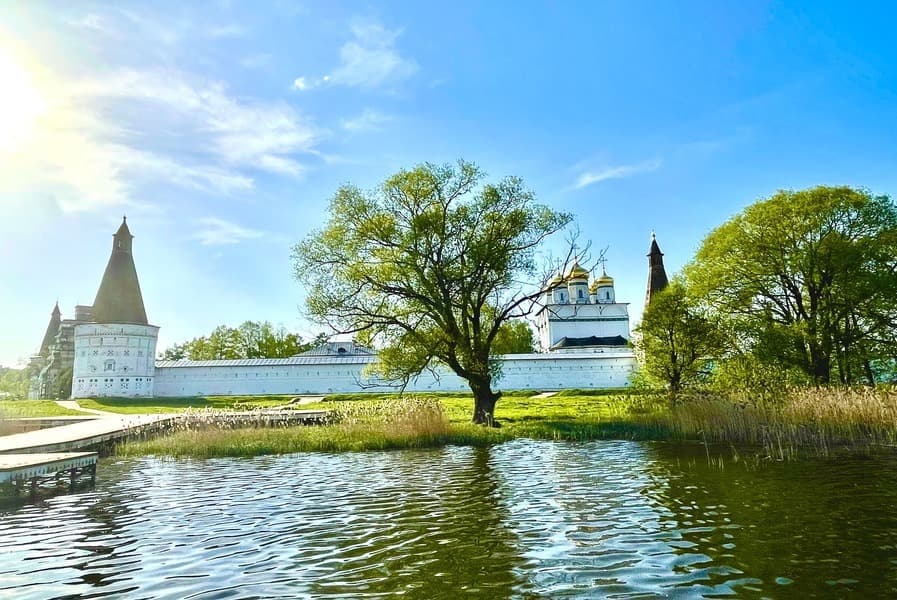 Усадьба князей Куракиных и Иосифо-Волоцкий монастырь, кадр 4