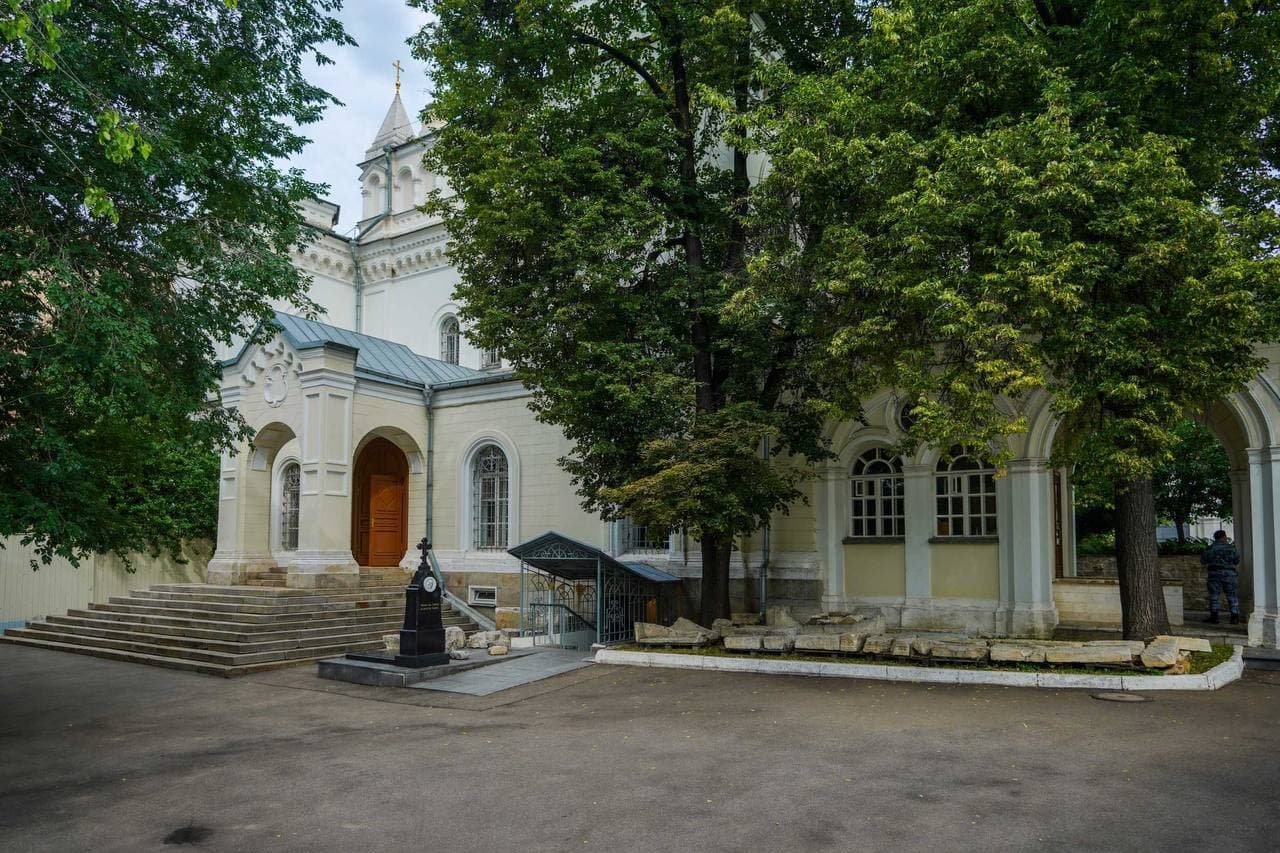 Иоанно-Предтеченский монастырь и его тайны, кадр 4