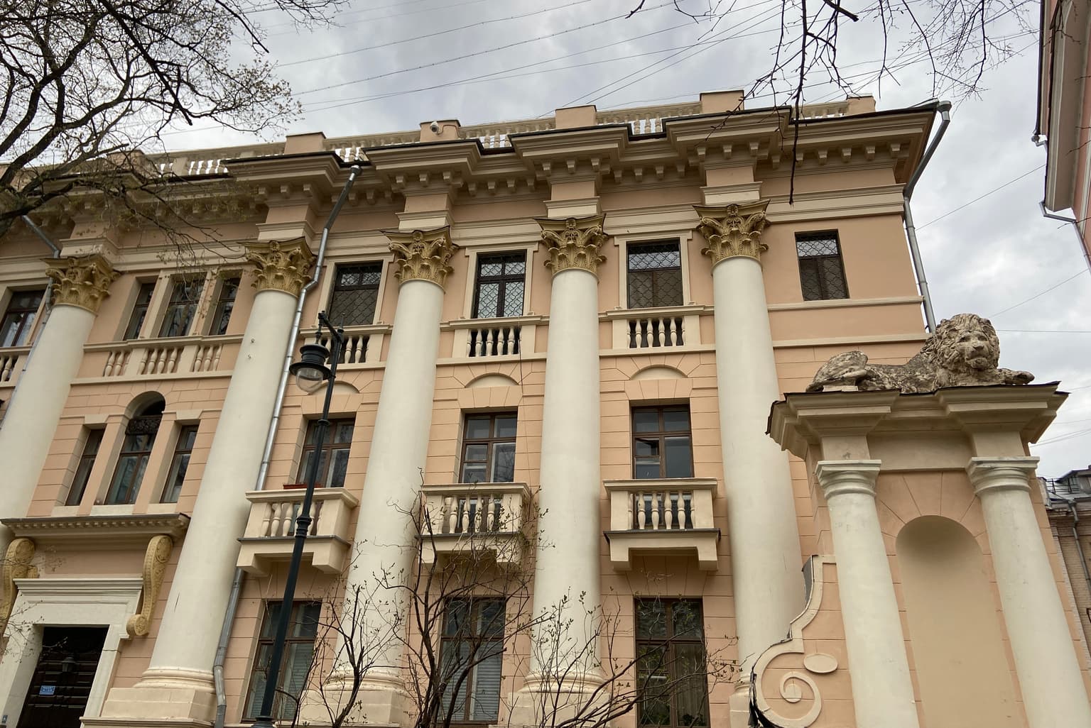 Богемные Патрики и квартира Людмилы Гурченко, кадр 5