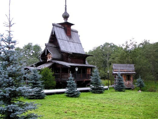 Гремячий ключ живой воды: Радонеж – Троице-Сергиева Лавра, кадр 2