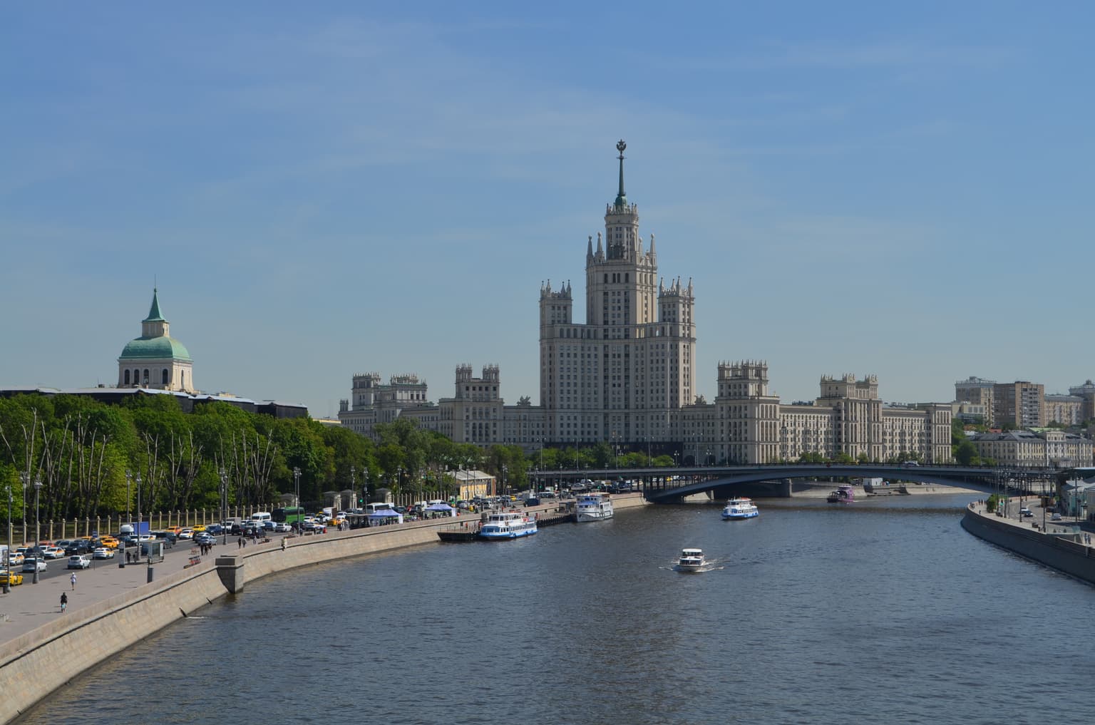 Авто-пешеходная экскурсия по Москве, кадр 3