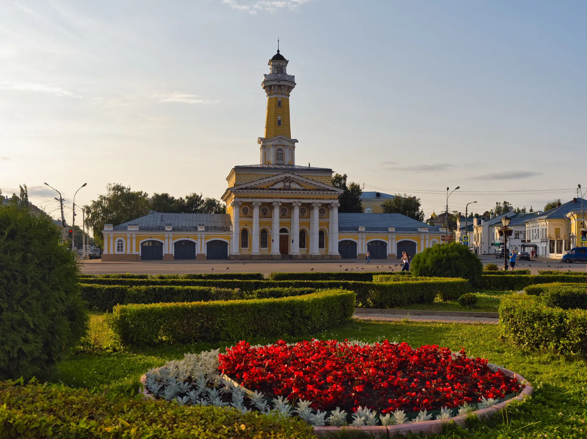 Сусанинская площадь и пожарная каланча в Костроме