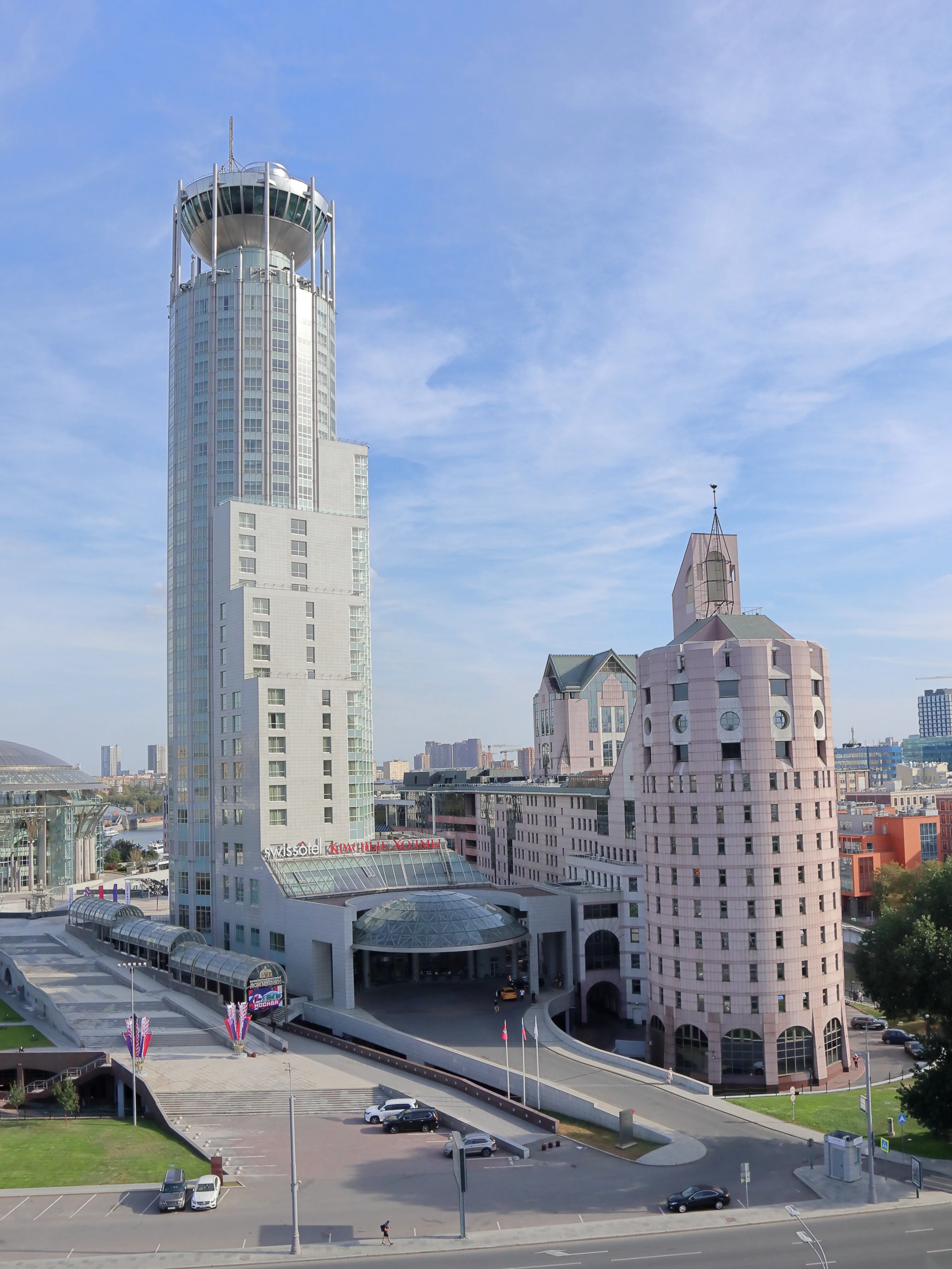 Крытый бассейн Swissôtel Красные Холмы Москва
