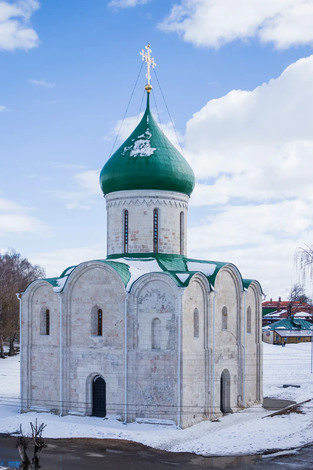 Спасо-Преображенский собор на Красной площади Переславля