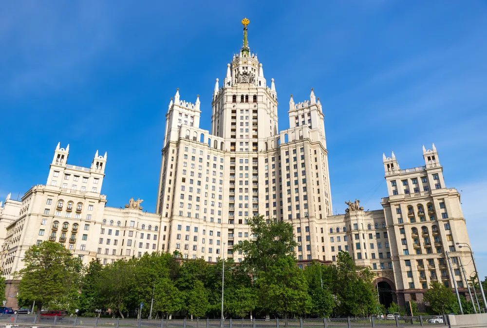 Культурно матом: истории русских ругательств (18+)