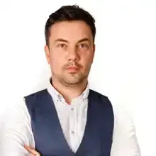 Максим